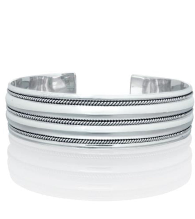 Azle Cuff