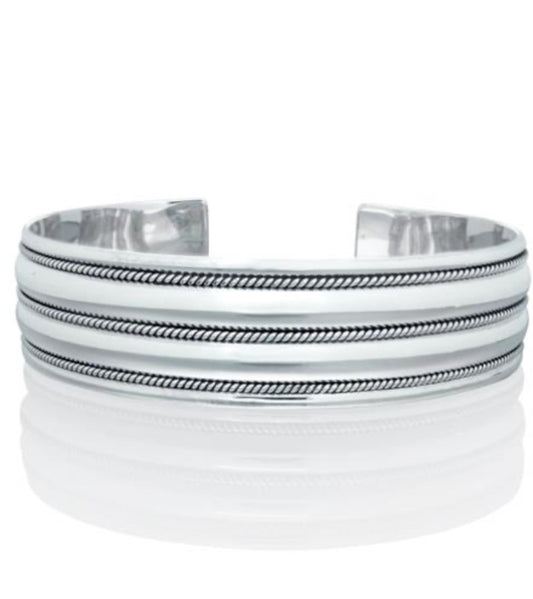 Azle Cuff